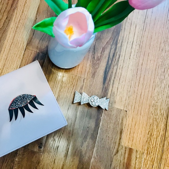 NWOT GOLDEN BEJEWELLED BOW HAIR PIECE - Picture 8 of 8